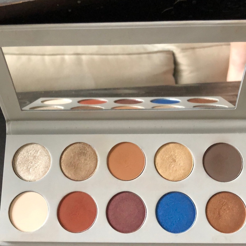 KKW x Mario palette